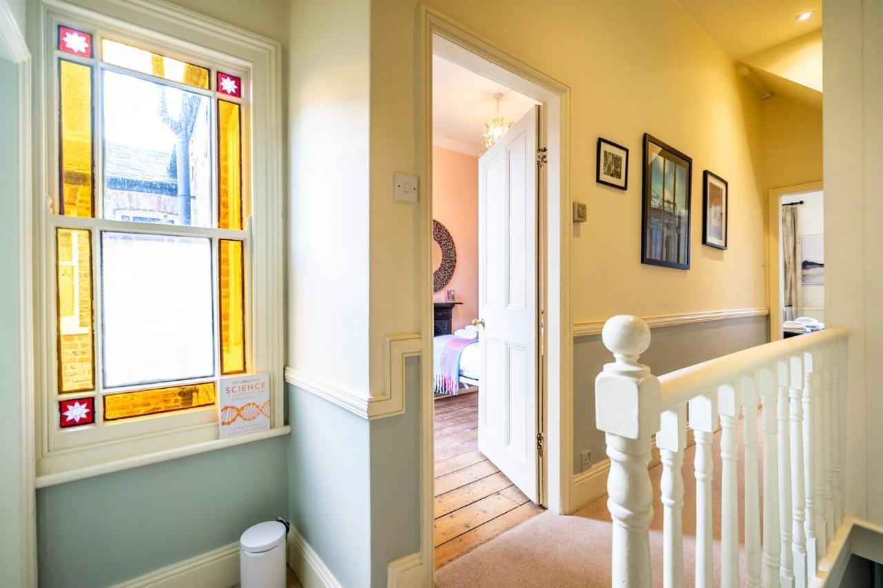 7 St John'S Crescent Villa Йорк Екстериор снимка